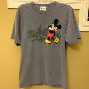 Walt Disney Mickey Spray Paint T